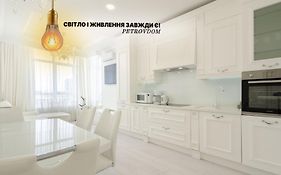 Petrovdom 10-353 In White-Style Apartment At Rc Central Park