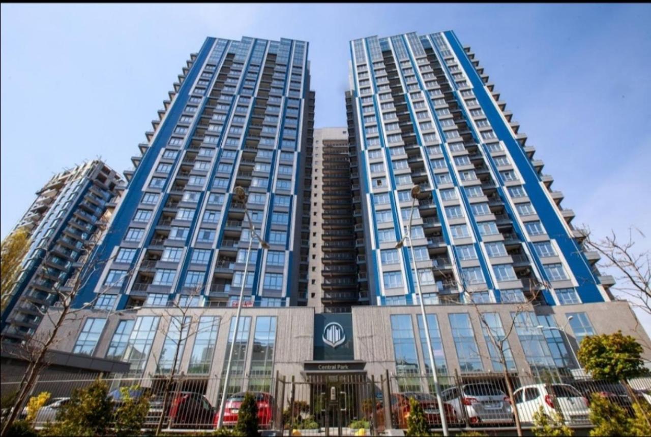 Petrovdom Apartments 10-353 In Rc Central Park, 7 John Mccain Street Киев Экстерьер фото